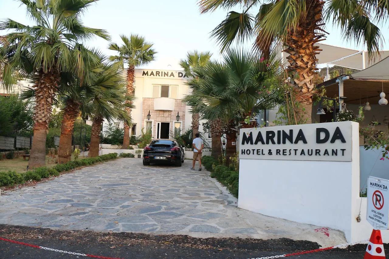 Otel Marinada ビテツ